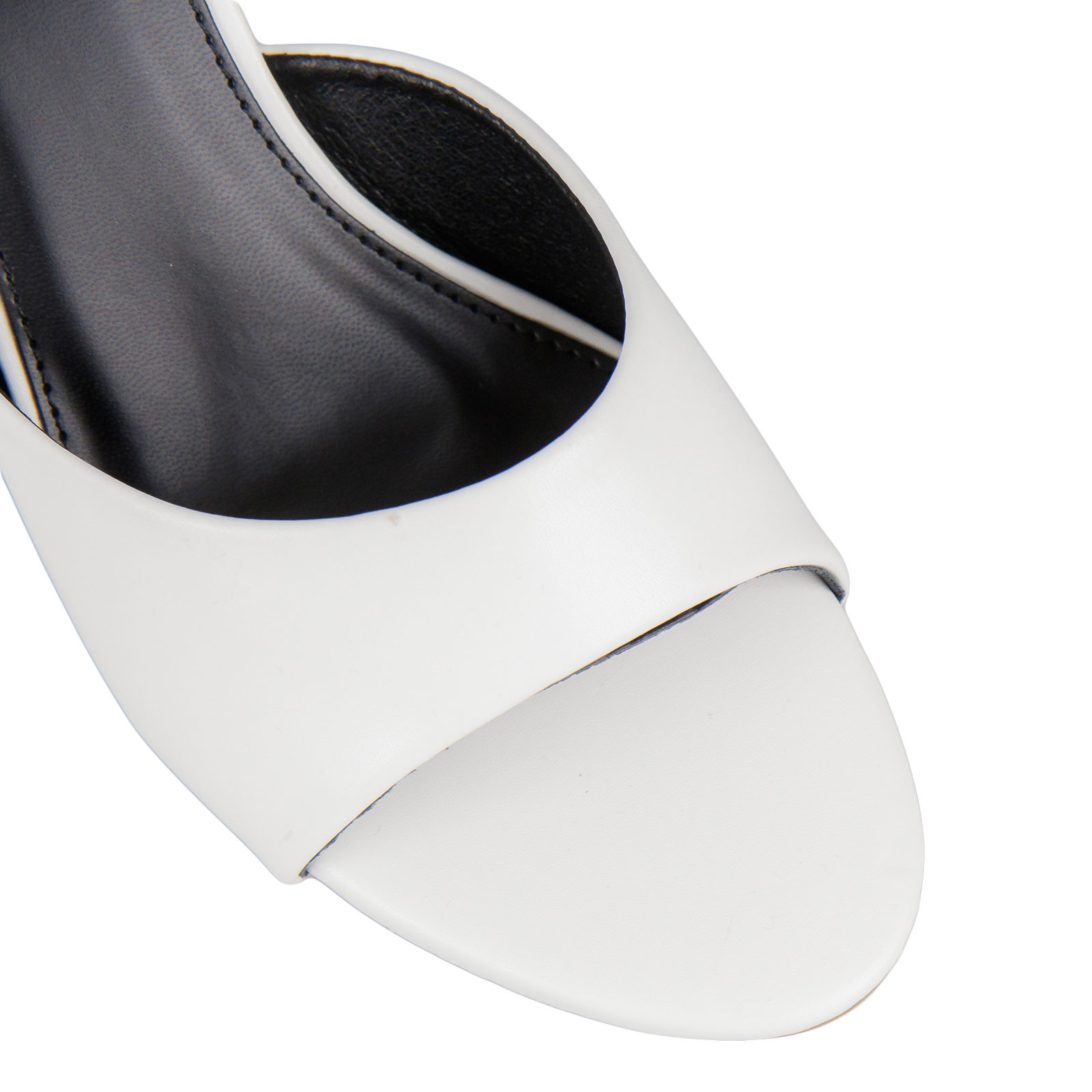 leyka-pshlotakoyna-mules-siliad-mls-CIC-392-wht (4)
